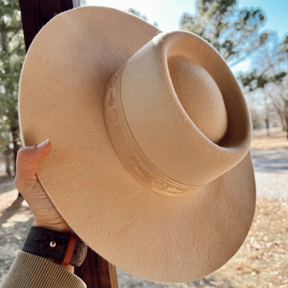 LACK OF COLOR HAT